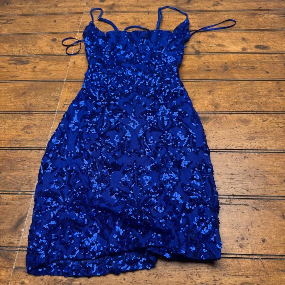 windsor blue short dress Royal Blue Silk Windsor Mini Dress (With Tag)
